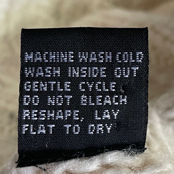 Tangents Ivory Red & Black Colorblock Comfy Turtleneck Sweater Size XL - Picture 7 of 7